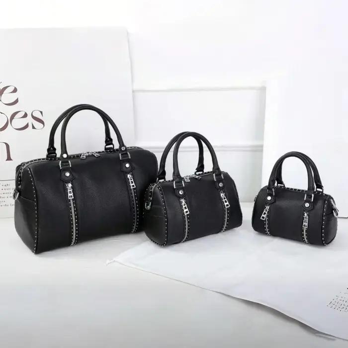 Nouveau style 2026 Sac Boston ZV pour femme - Sac bandoulière à poignée cloutée - Sac oreiller - Ave