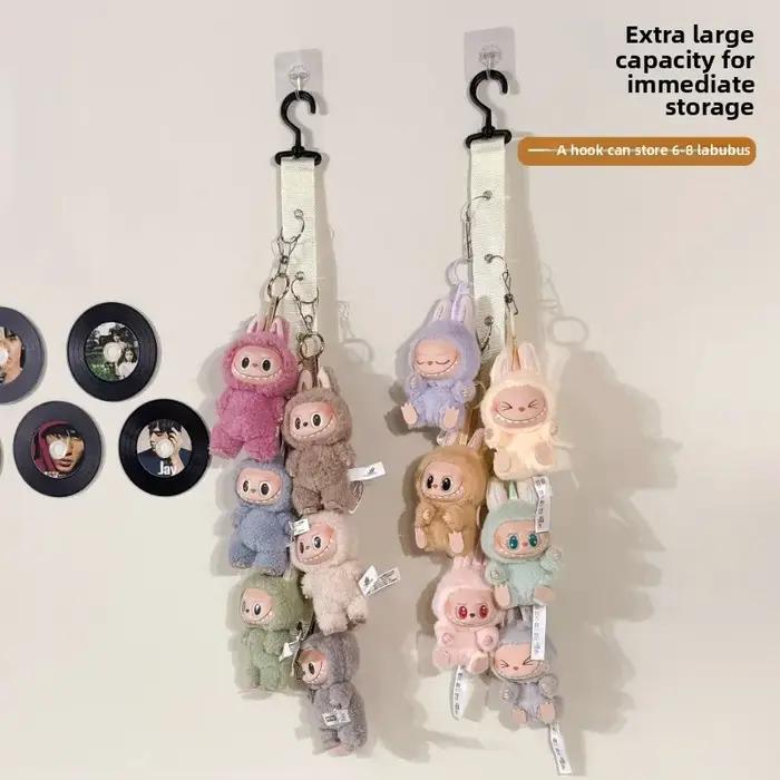 Présentoir de rangement suspendu, mur de poupée pour poupée, porte en peluche pratique derrière la C