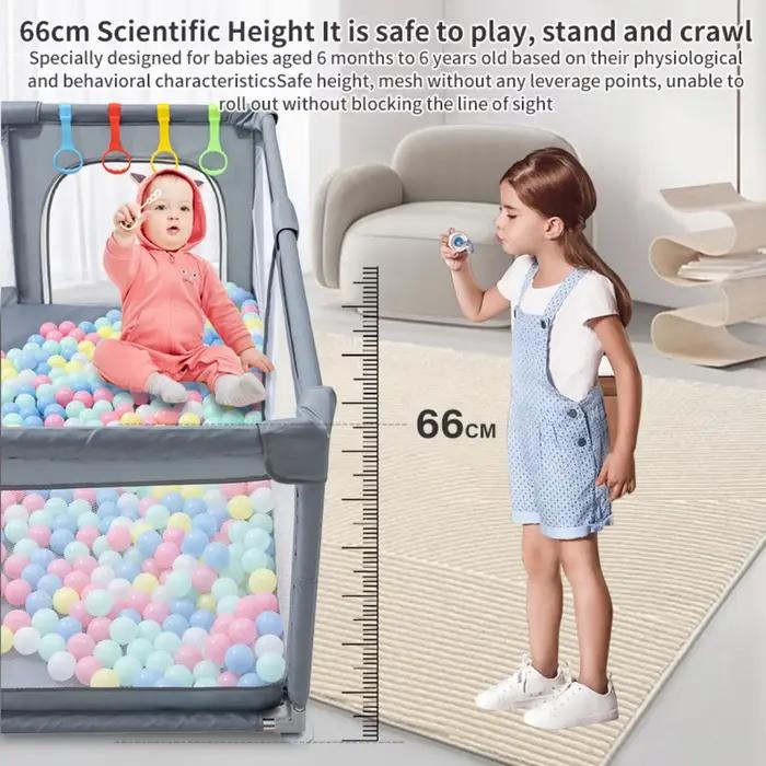 Parc de jeu pour bébé gris clair avec anneaux de traction, barrière de sécurité pour enfant, boîte à