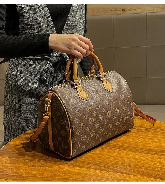 Sac à langer Designer Paris Letter Logo pour femme, élégant sac fourre-tout en cuir vintage avec ban