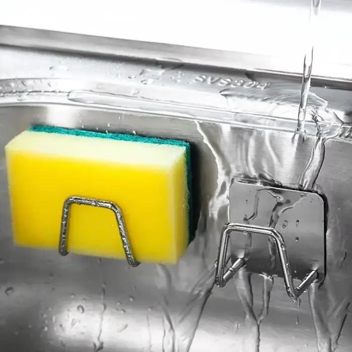 Porte-éponge auto-adhésif en acier inoxydable pour séchage des éponges et rangement élégant en cuisine occasions quotidiennes et cadeaux pour la maison