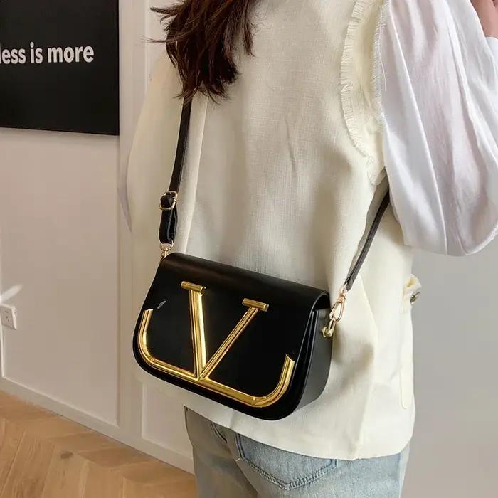 Sac à bandoulière minimaliste haut de gamme pour femme en cuir grainé premium avec sangle réglable,