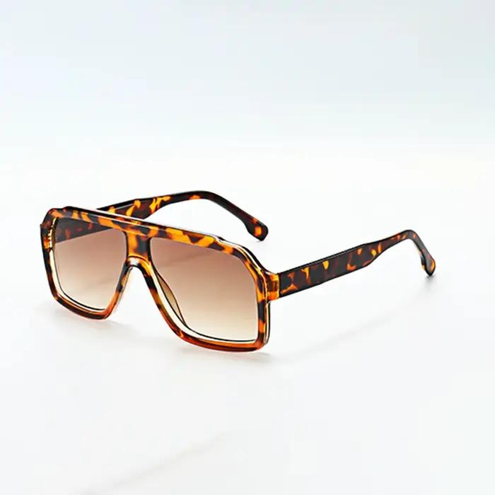 Nouvelle mode femmes marque concepteur de luxe lunettes de soleil Sexy cadre carré oeil de chat lune