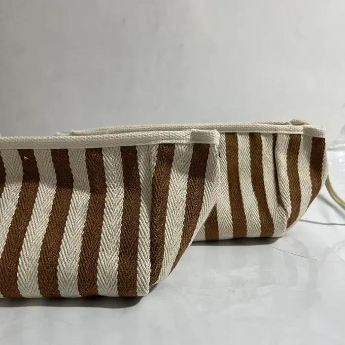 Pochette à fermeture éclair en toile imprimée zèbre – Trousse de maquillage à main et petit sac en t