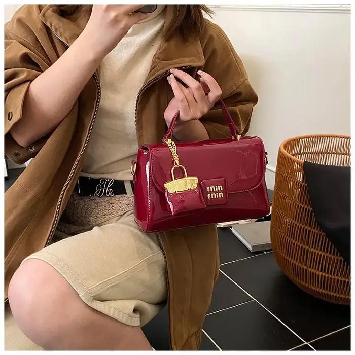 Sac bandoulière chic et tendance pour femme, sac messager texturé de créateur, sac fourre-tout minim