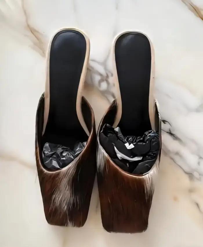Sandales mules à bout carré imprimé vache, style western, avec fourrure de luxe et talon carré, pour