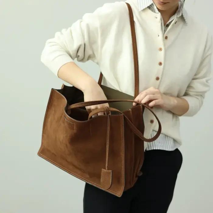 Fourre-tout rétro en cuir véritable pour femmes, sac à bandoulière souple de grande capacité adapté