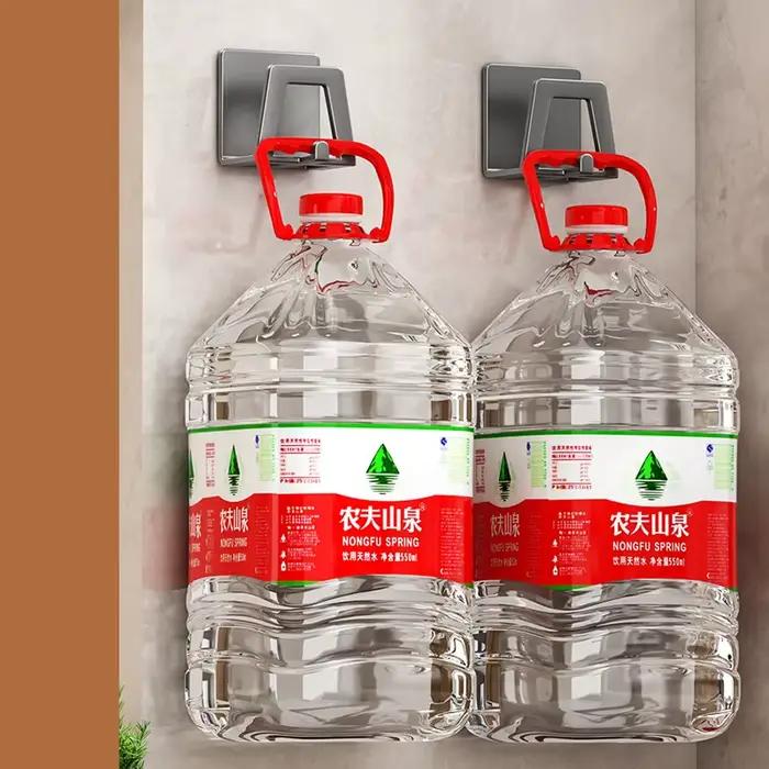 Porte-éponge auto-adhésif en acier inoxydable pour séchage des éponges et rangement élégant en cuisine occasions quotidiennes et cadeaux pour la maison