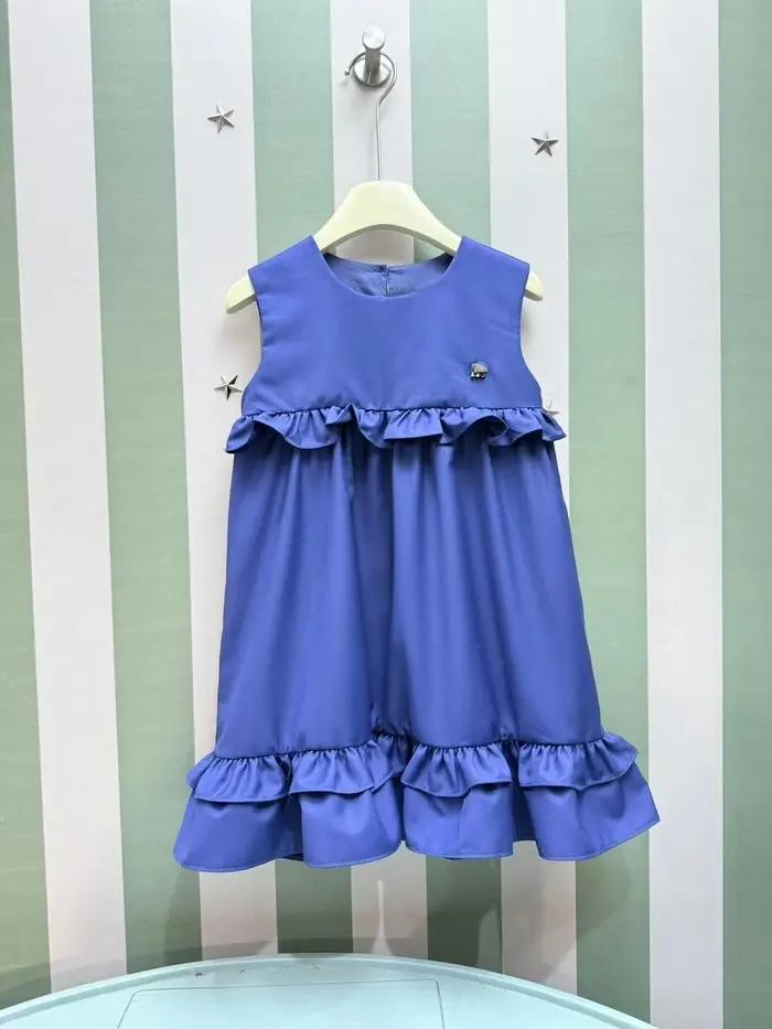 Une robe à la mode pour filles haut de gamme avec une nouvelle robe d'été à manches courtes en coton