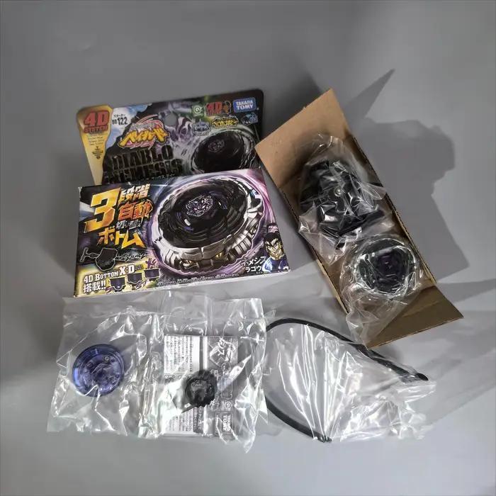 Robots BB de Takara Tomy avec émetteur pour des parties stratégiques entre amis occasions spéciales Note: Le texte original ne fournit pas de caractéristiques spécifiques, donc certaines parties ont été reformulées pour mieux refléter une expérience de jeu enrichissante, sans pour autant inventer de