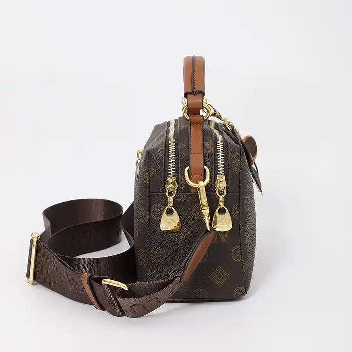 Sac à langer en cuir tendance pour femmes : Sac messager bandoulière unique avec logo de créateur de