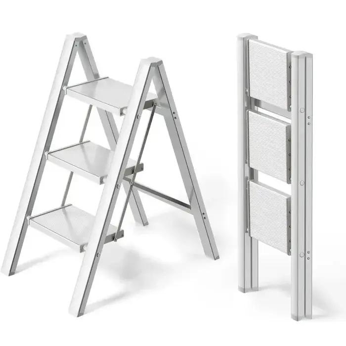 Escabeau Pliant en Aluminium avec Large Pédale Antidérapante, Escabeau Portable, observateur, Argent