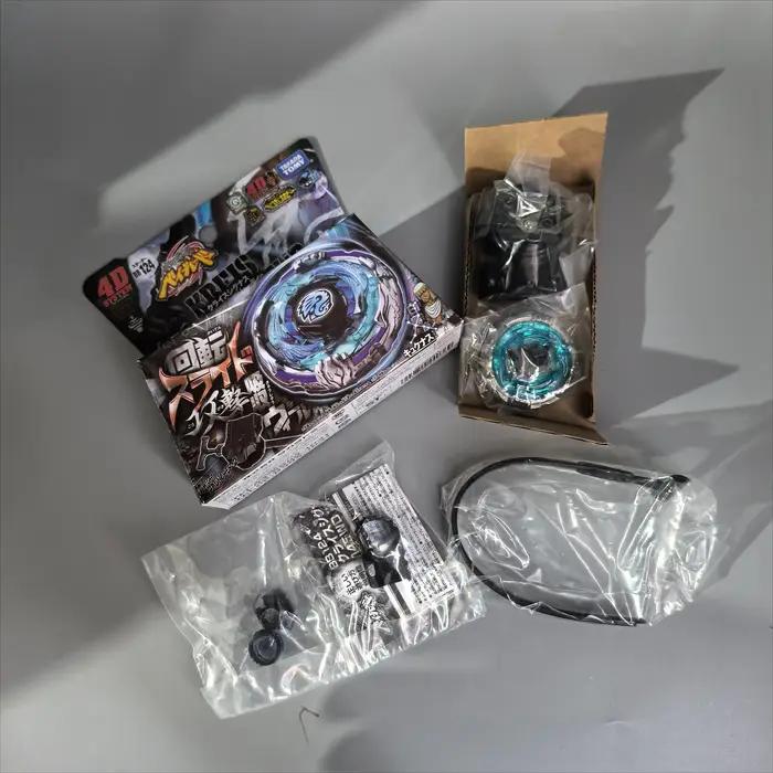 Robots BB de Takara Tomy avec émetteur pour des parties stratégiques entre amis occasions spéciales Note: Le texte original ne fournit pas de caractéristiques spécifiques, donc certaines parties ont été reformulées pour mieux refléter une expérience de jeu enrichissante, sans pour autant inventer de