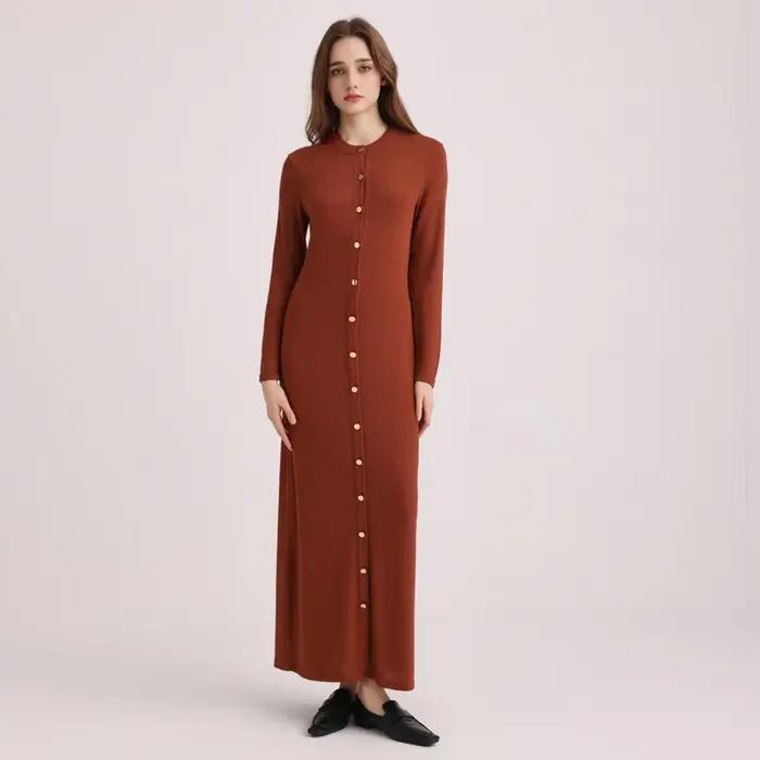 AA AW25 hiver femme robe confortable et douce tricoté Maxi bouton robe dame vêtements