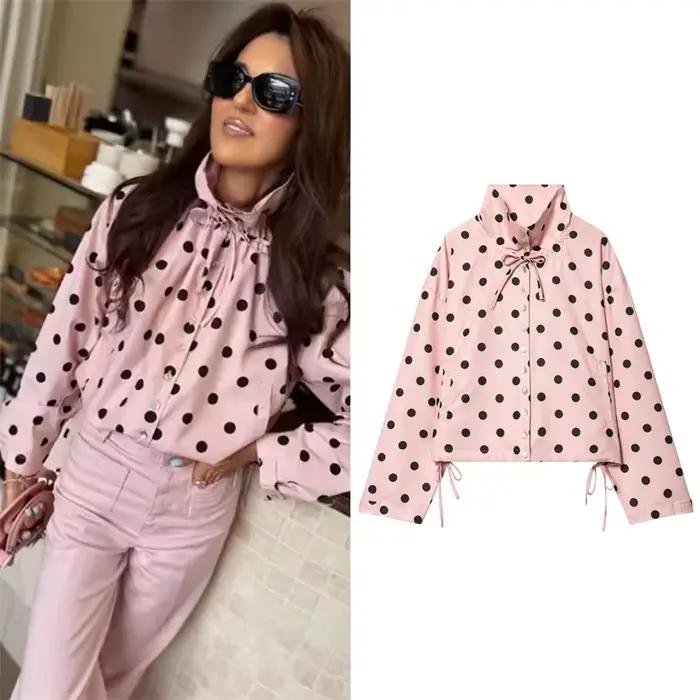 Manteau pour femme Printemps 2026 Nouveau style Rose à pois Manches longues Détail noué Simple bouto