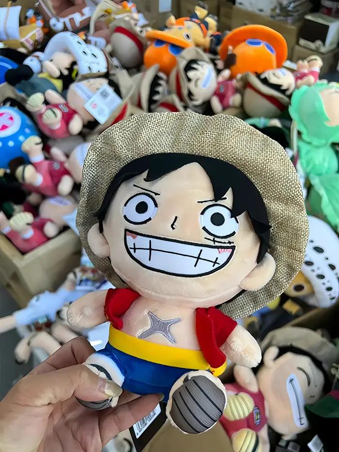 Jouets en peluche anime japonais Luffy Chopper Zoro personnages mignons cadeaux d'anniversaire Noël occasions spéciales enfants adolescents