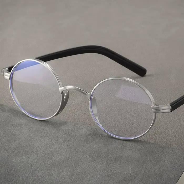 Japon marque Design KMN101 hommes femmes photochromique pur titane cadre rond lunettes faites à la m
